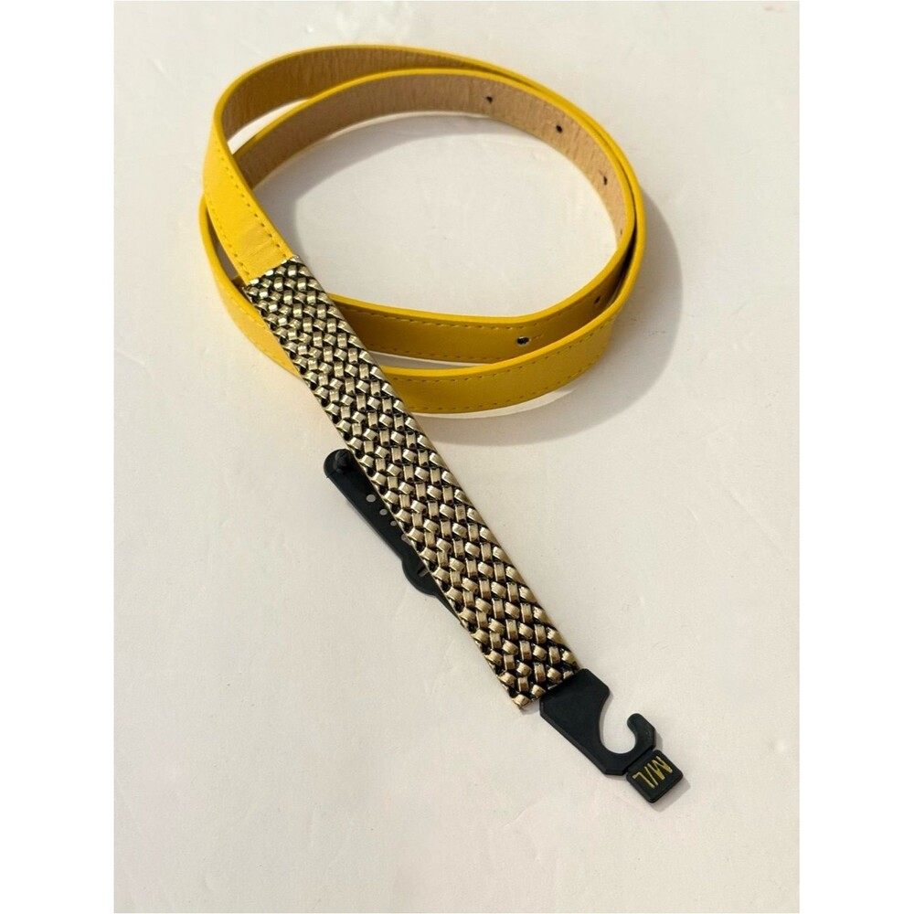 NWT Yellow Women’s Faux Leather Belt with Gold-Tone Detail fits 30-36”